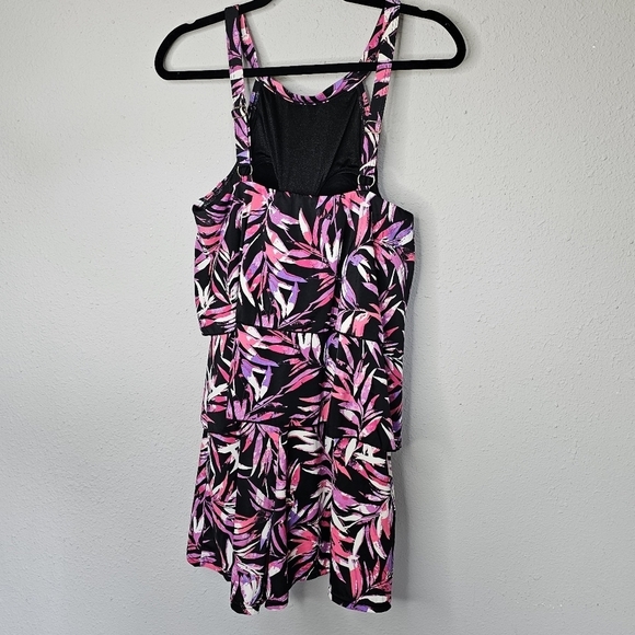 Fit‎ 4 U ur HIPS Hi-Neck Tiered Romper Swimsuit 18W Black Pink Shorts - Picture 5 of 11